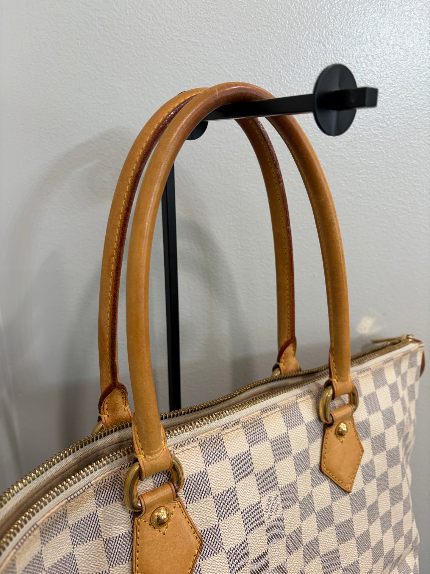 #1127 LOUIS VUITTON Damer Saleya MM