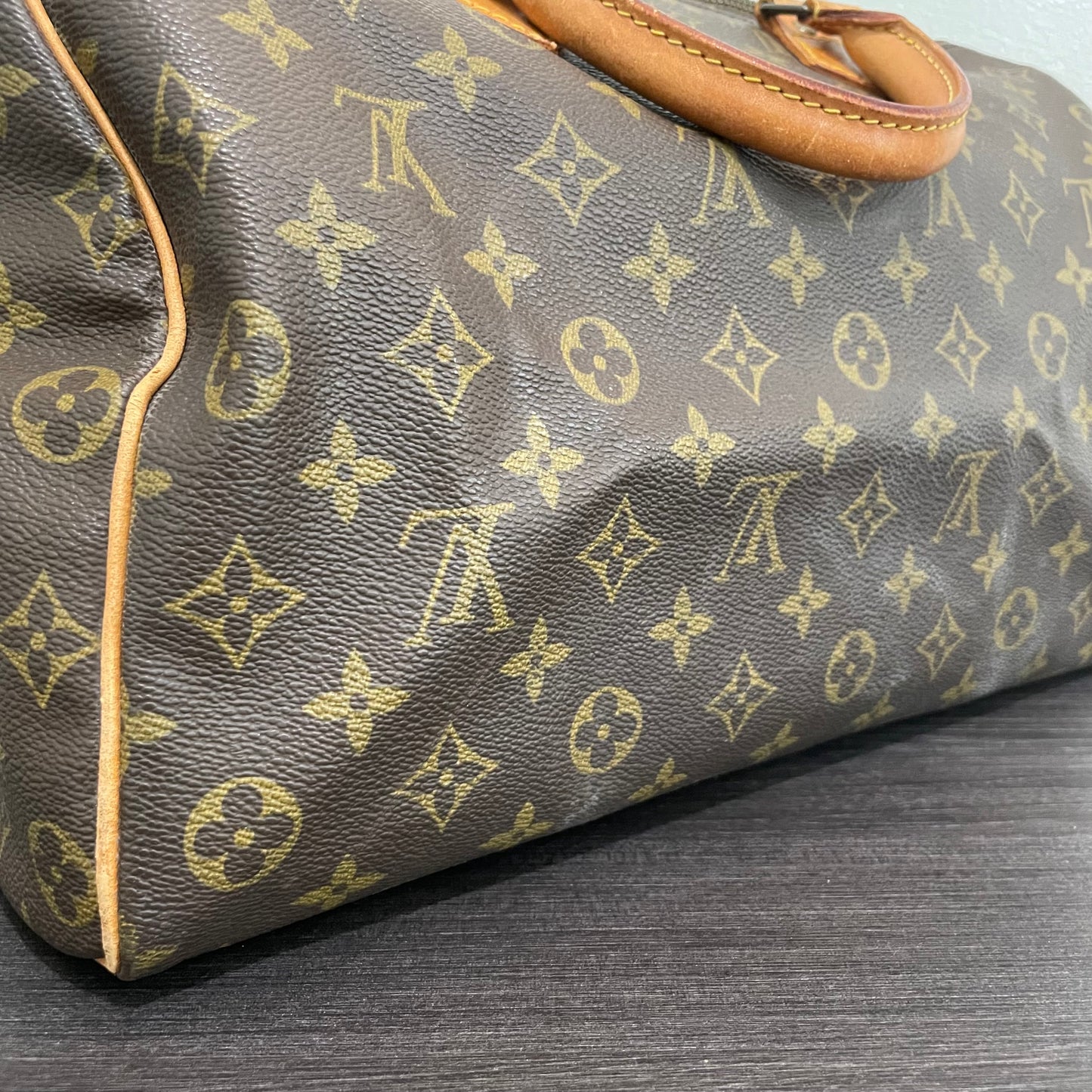SOLD! Louis Vuitton Monogram Speedy 35 with Lock & Key