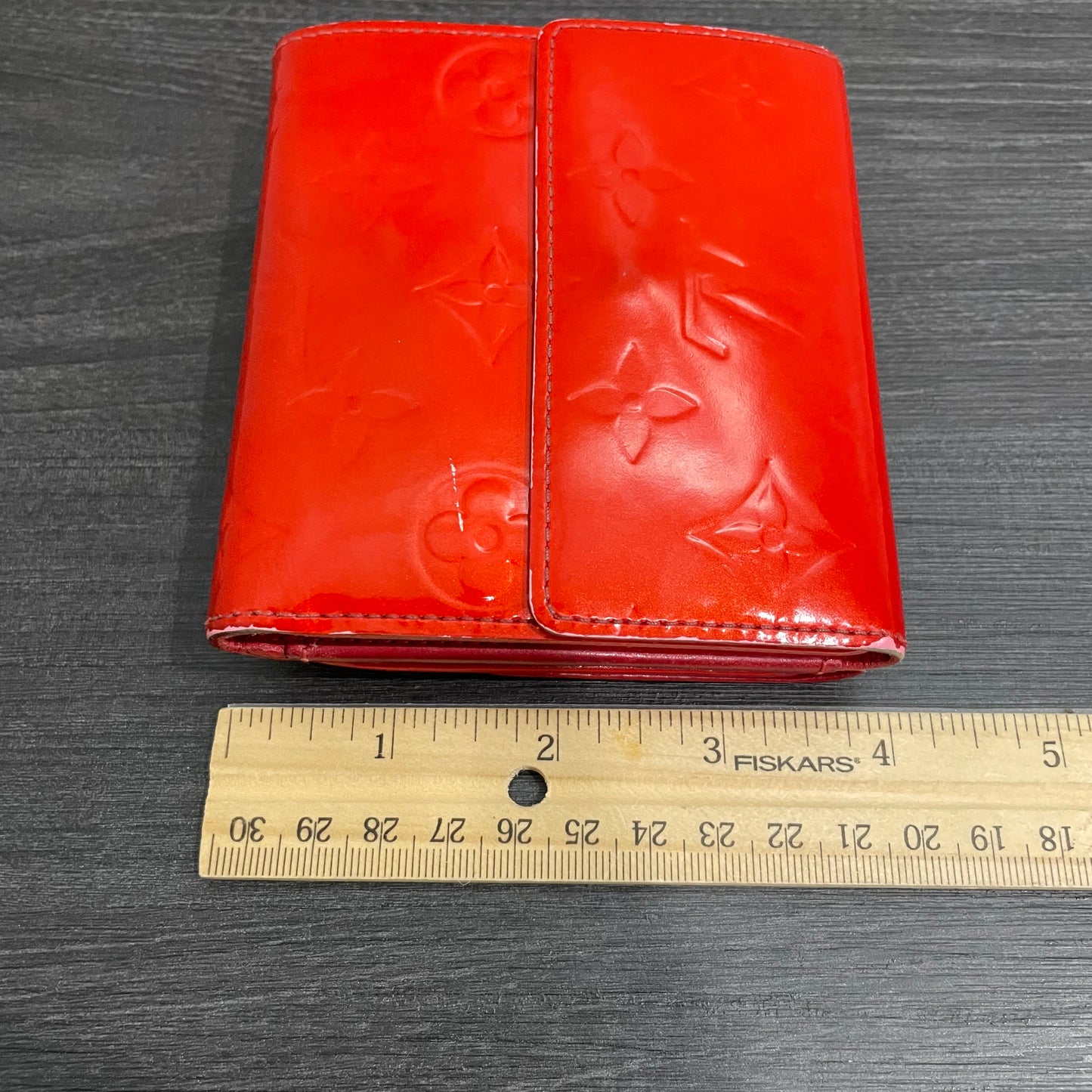#121 LOUIS VUITTON Red Vernis Leather Compact Wallet