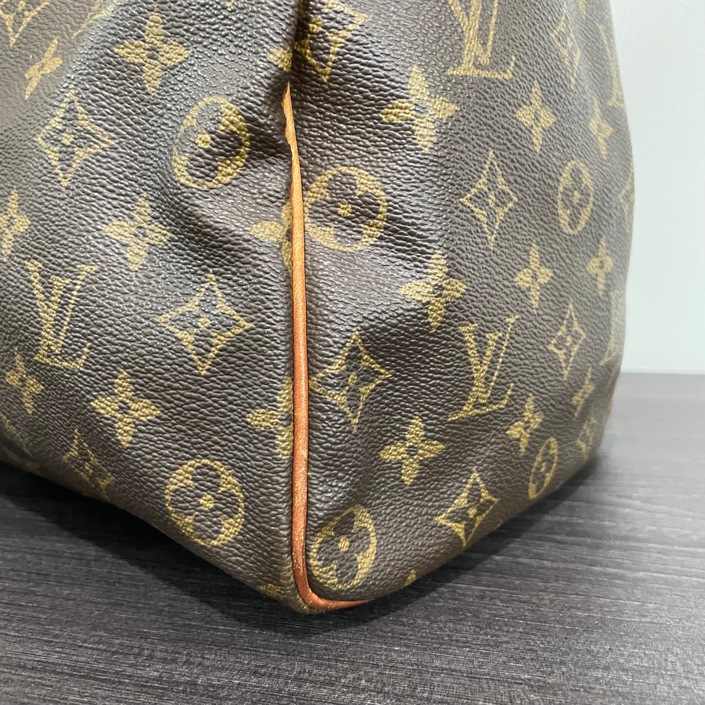 SOLD! Louis Vuitton Monogram Speedy 35 with Lock & Key