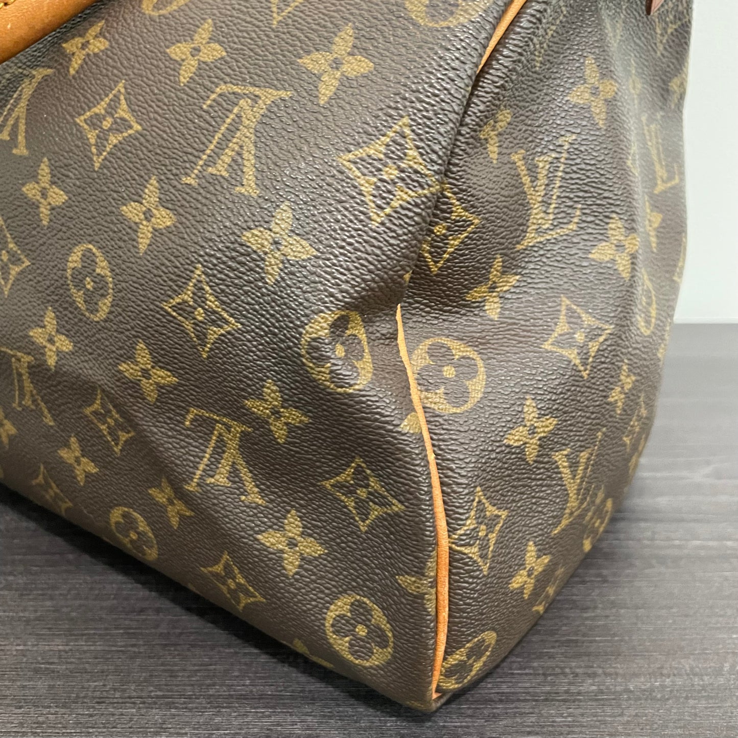 SOLD! Louis Vuitton Monogram Speedy 35 with Lock & Key