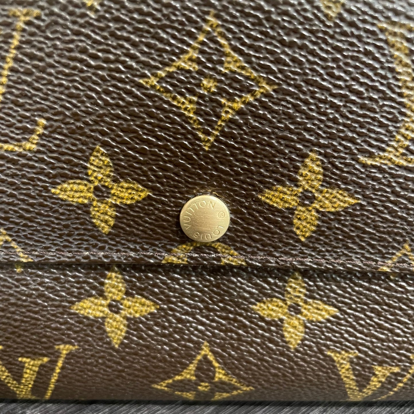 BUY NOW (55% Off for Subscribers) Louis Vuitton Slide Drawer Pull Storage Box No. 1037
