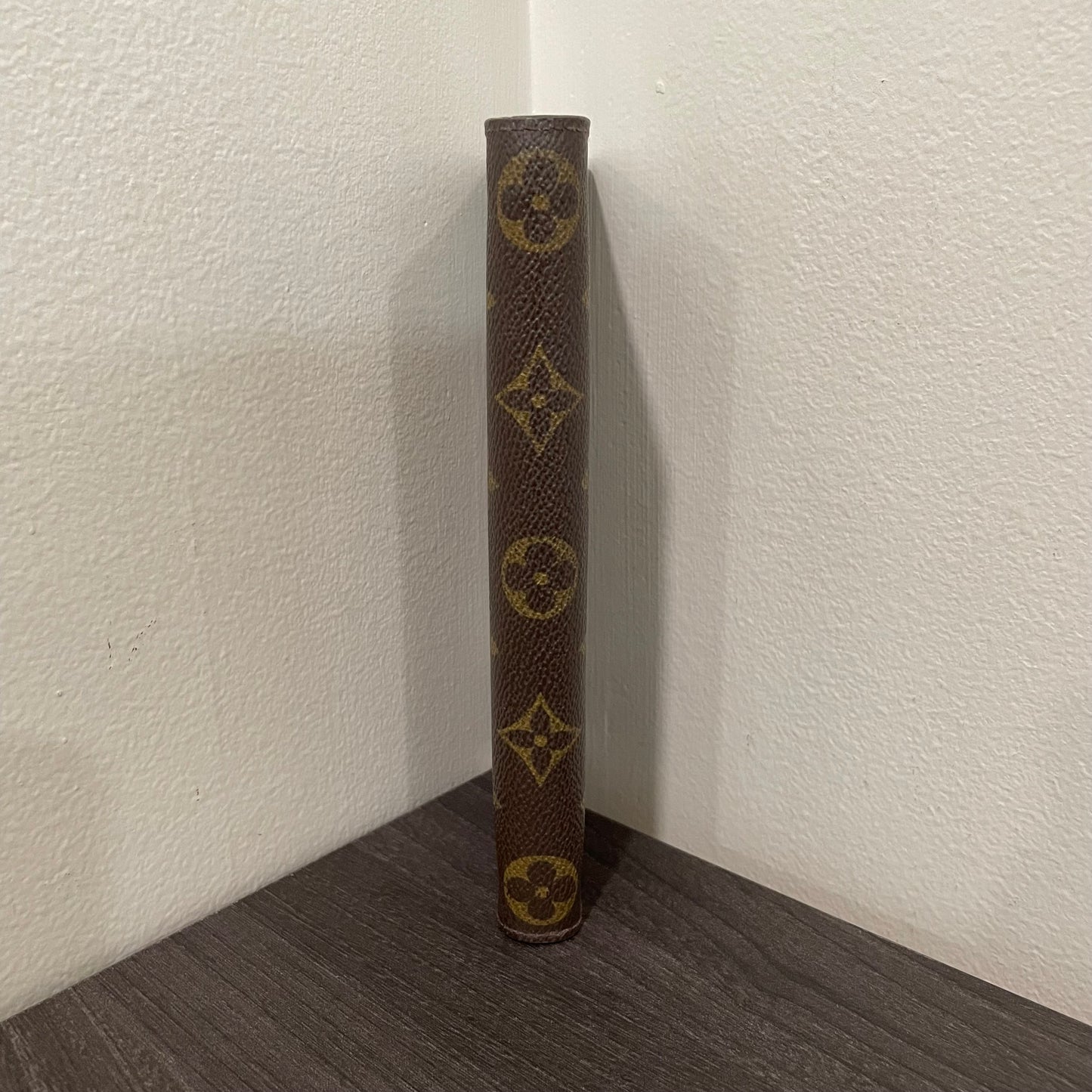 July-9 BAG DROP (Subscriber Price $90) Louis Vuitton Monogram Zippy Wallet