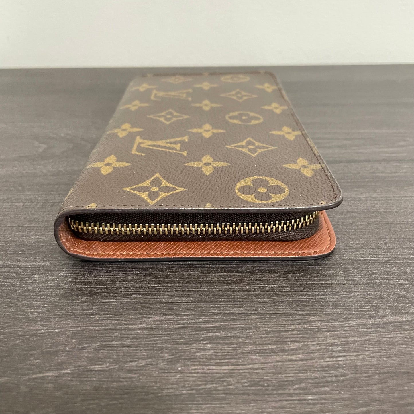 July-9 BAG DROP (Subscriber Price $90) Louis Vuitton Monogram Zippy Wallet
