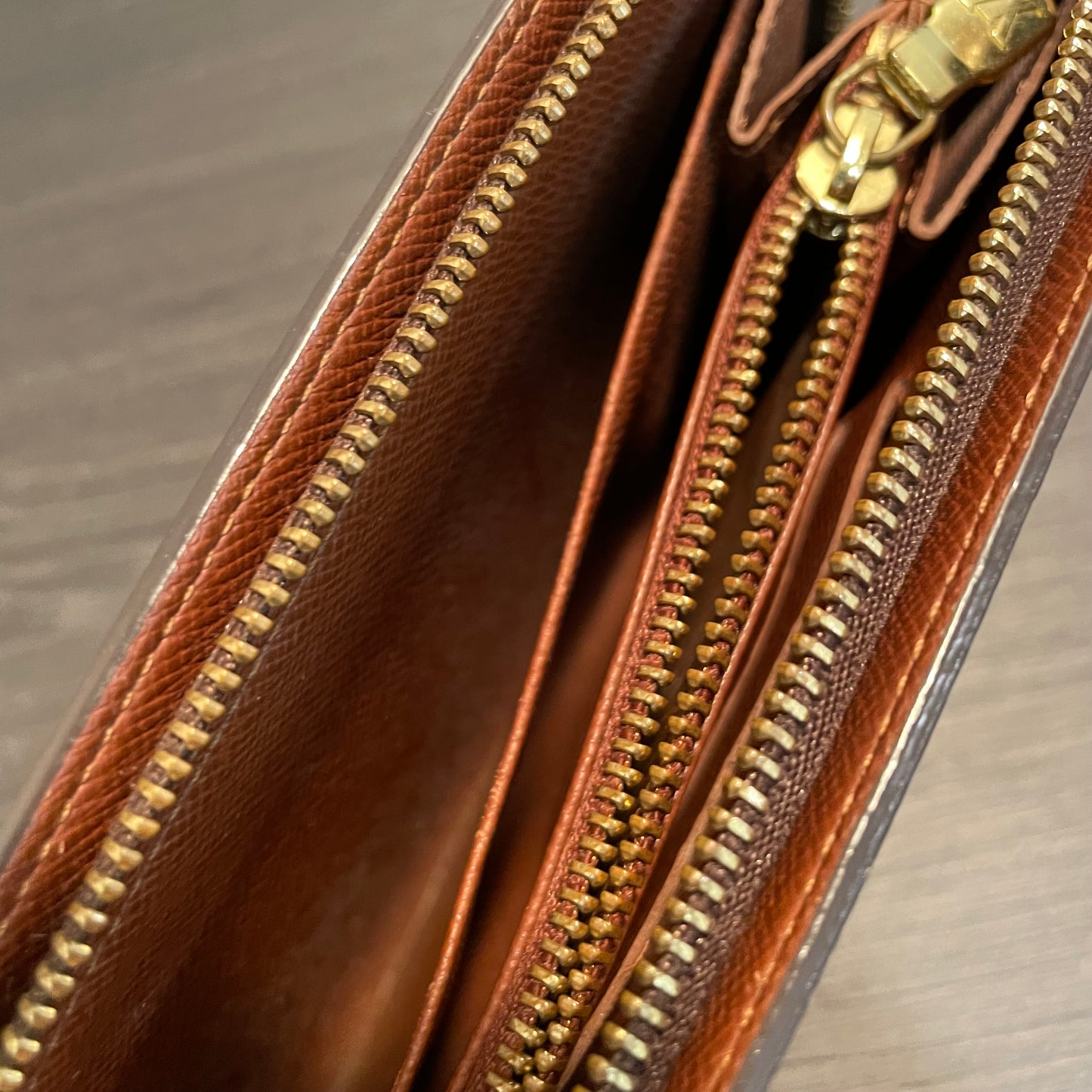 July-9 BAG DROP (Subscriber Price $90) Louis Vuitton Monogram Zippy Wallet