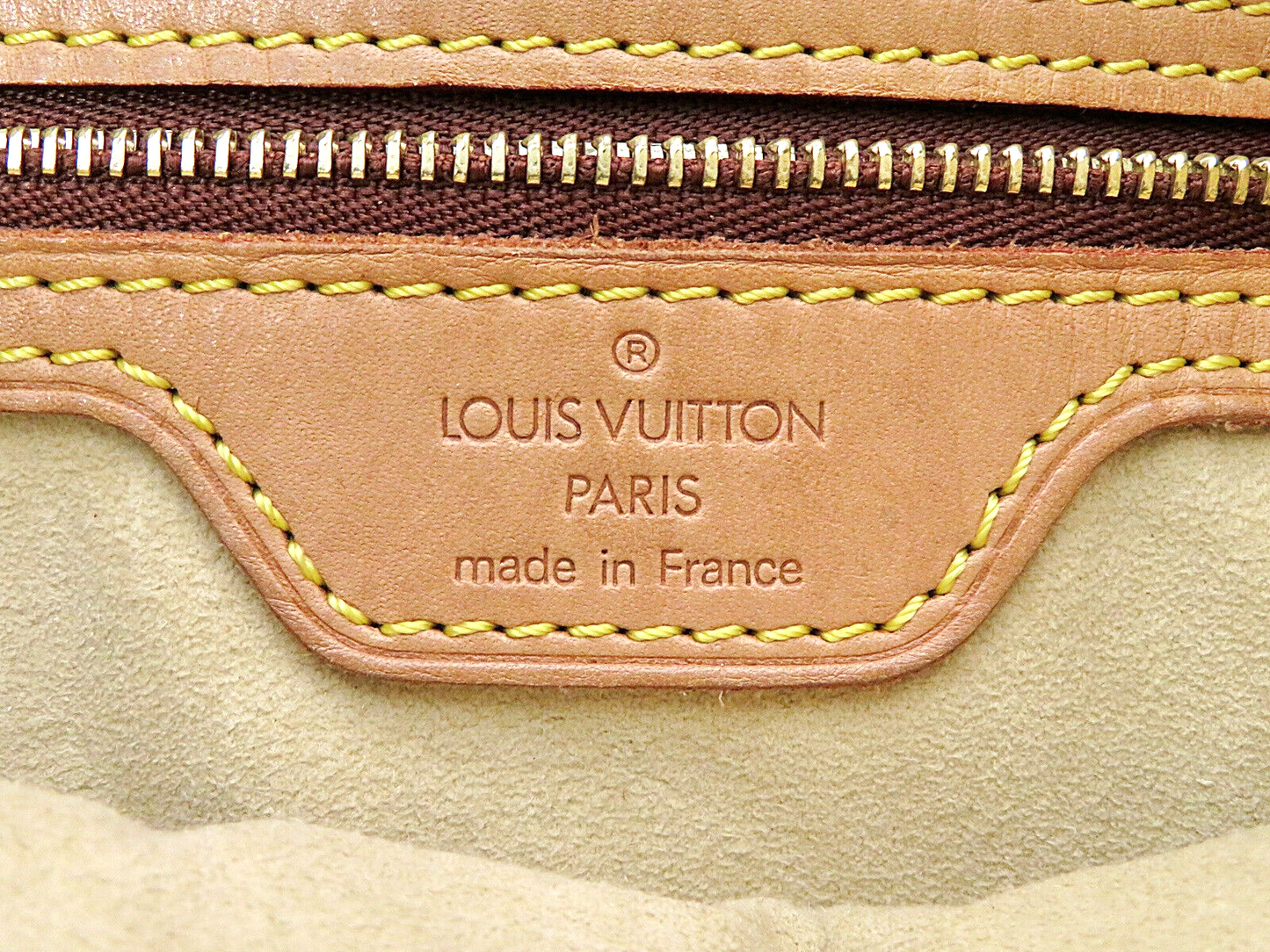 #844 LOUIS VUITTON Looping GM