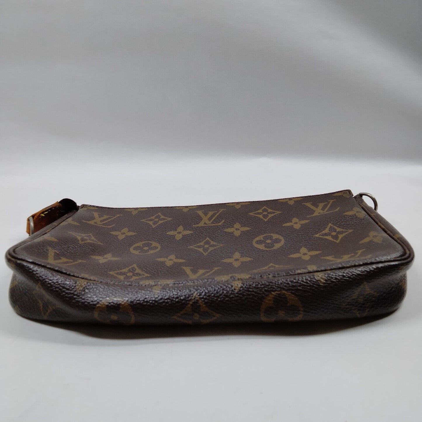CLEARANCE Louis Vuitton Pochette