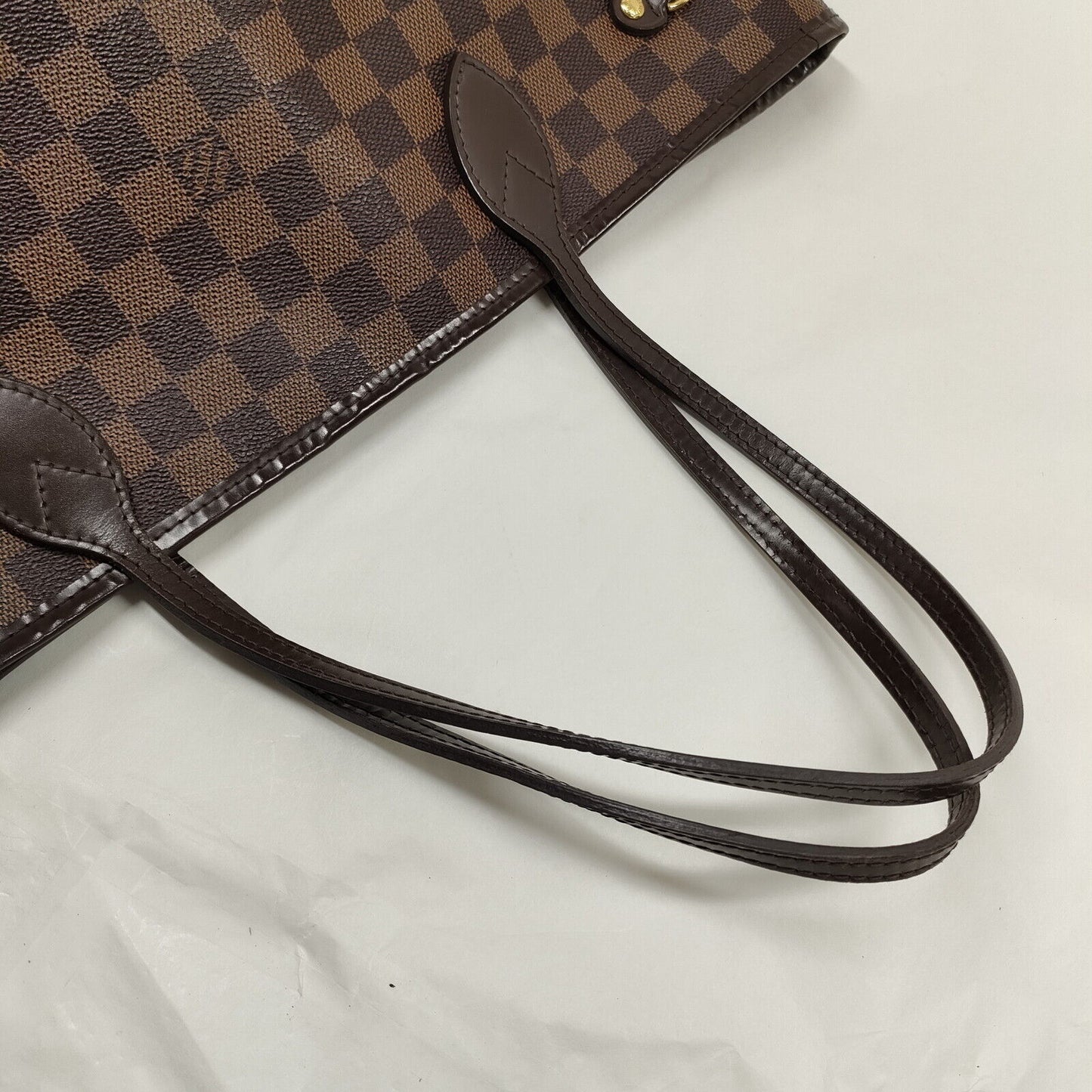 Louis Vuitton Damier Neverfull MM