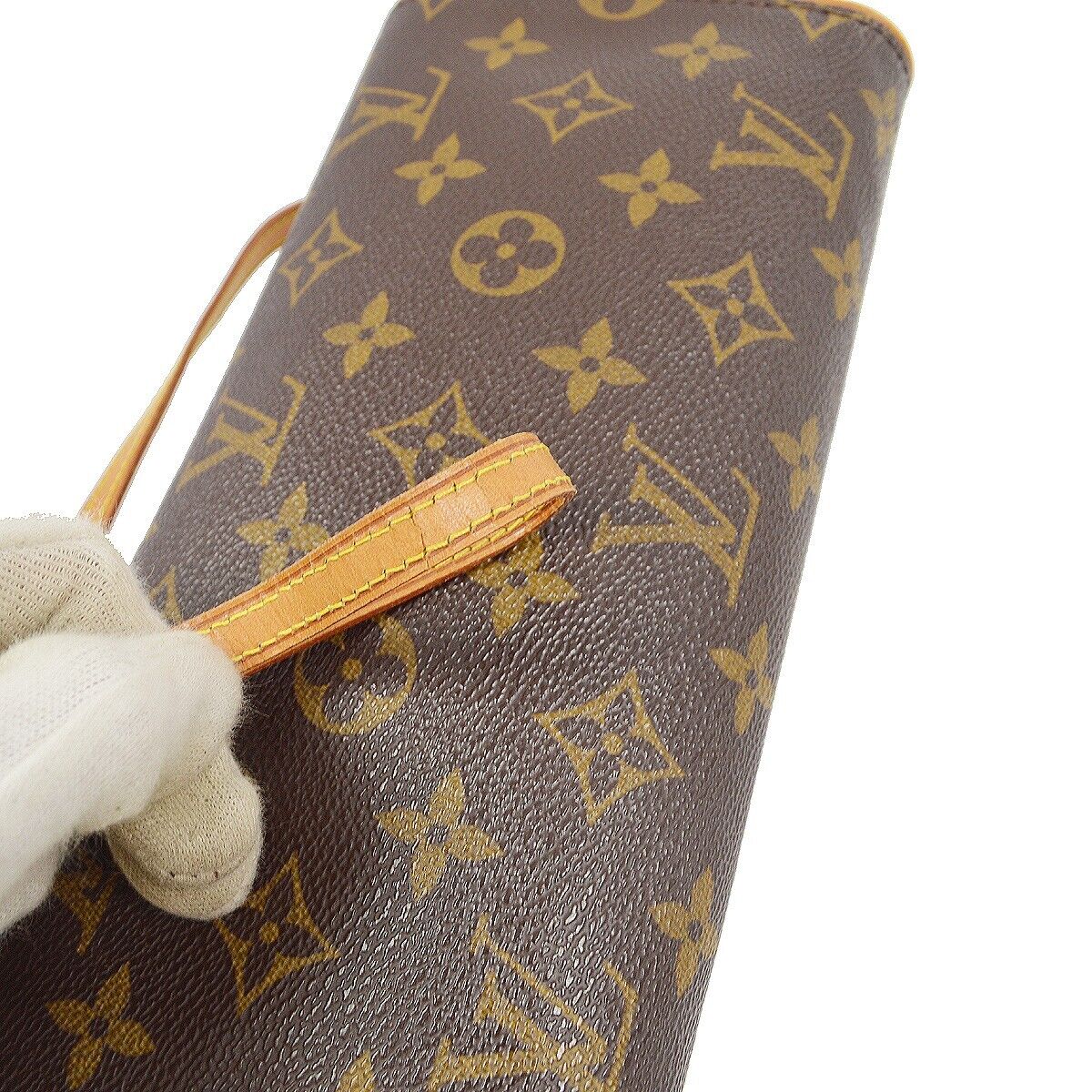 SOLD! Louis Vuitton Monogram Pochette Twin GM