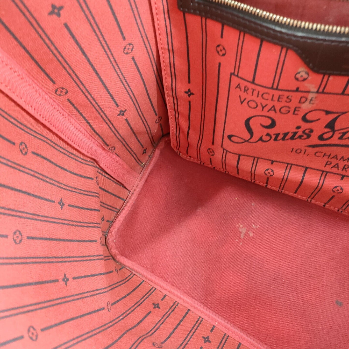 Louis Vuitton Damier Neverfull MM