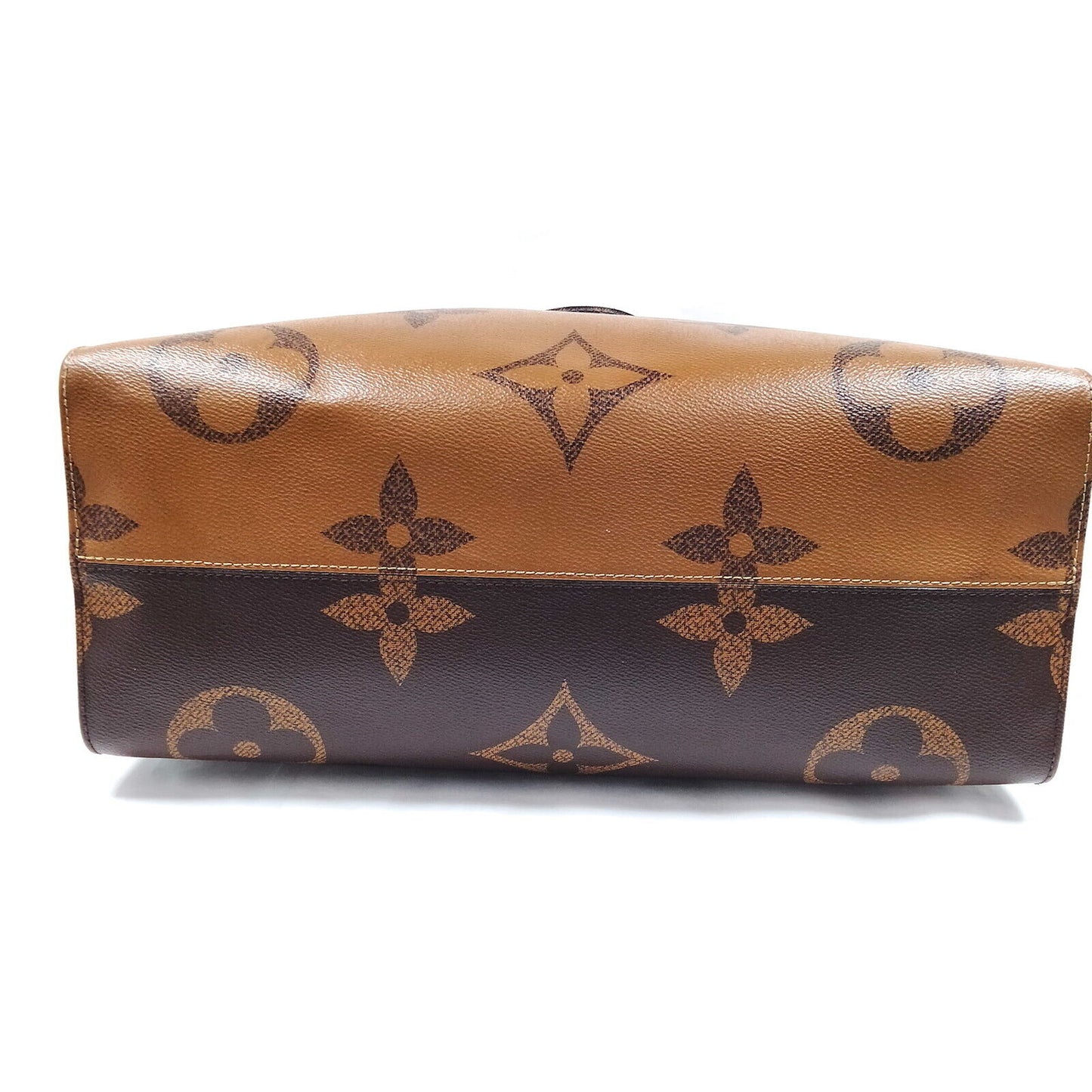 Louis Vuitton On The Go GM