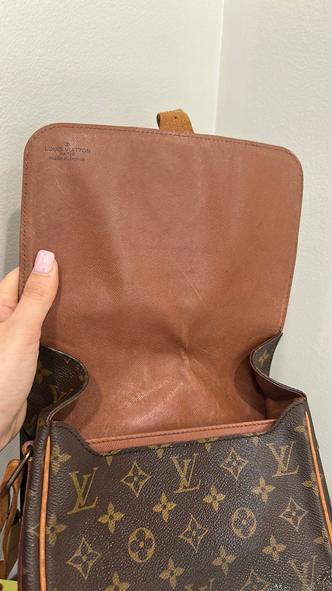 CLEARANCE #219 LOUIS VUITTON Cartouchiere MM