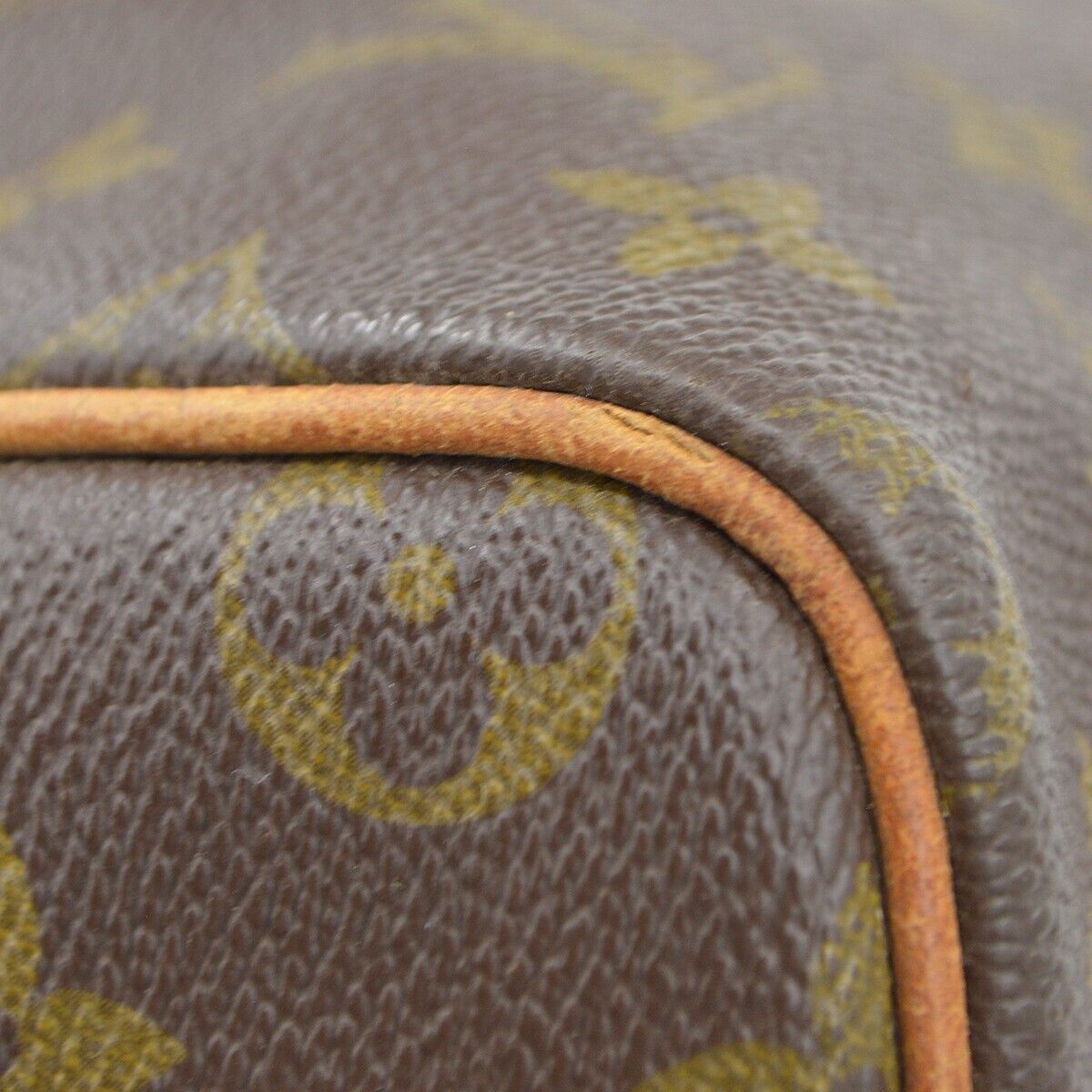 SOLD! Louis Vuitton Monogram Speedy 30