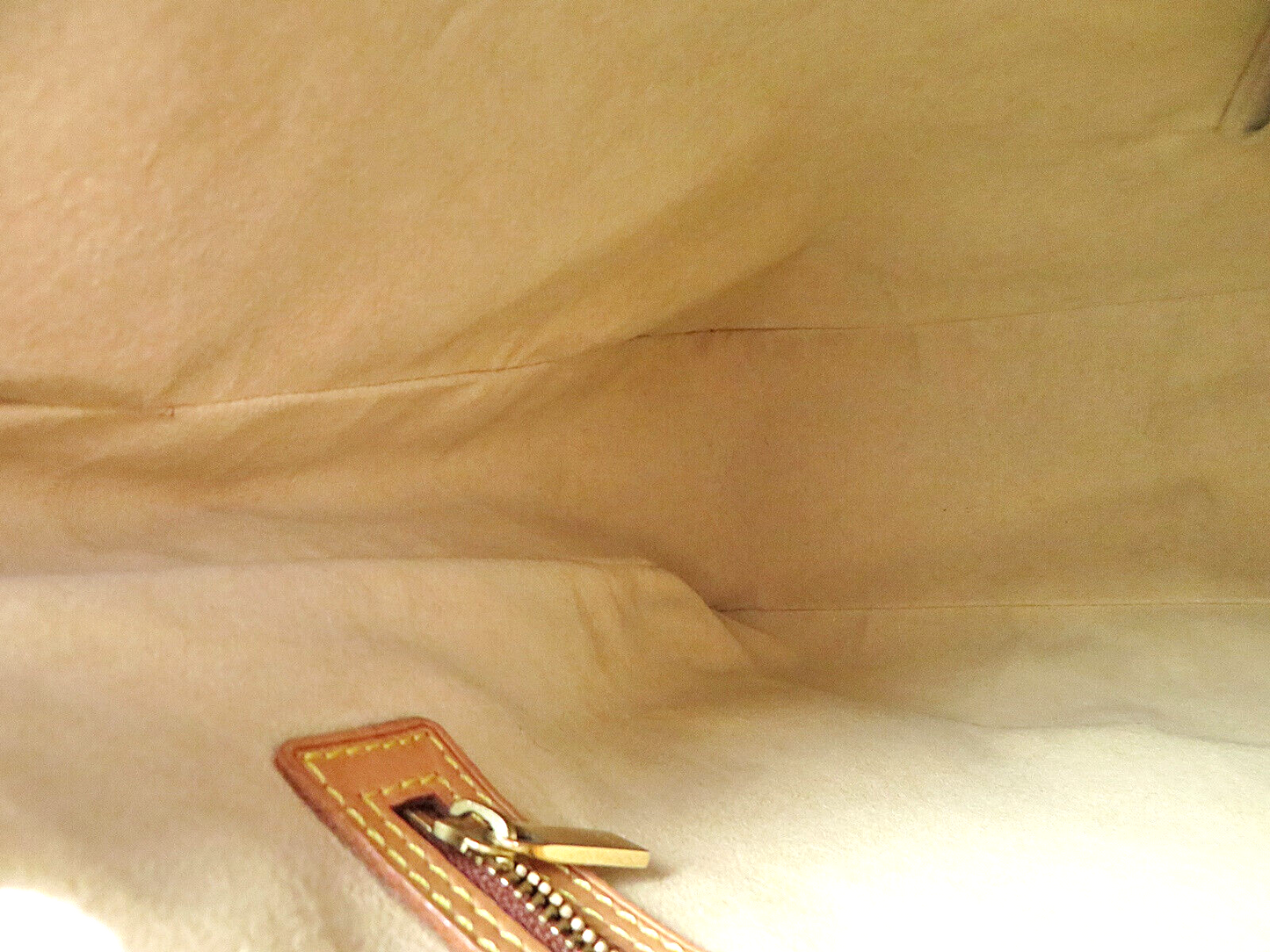 #844 LOUIS VUITTON Looping GM