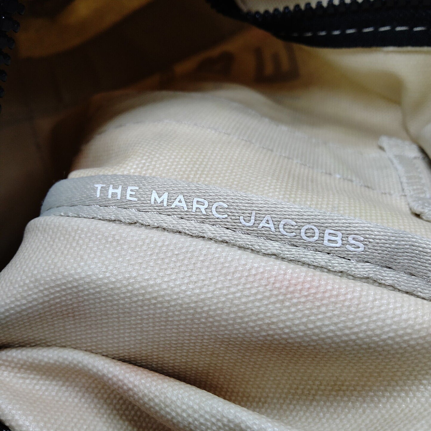 Marc Jacobs The Tote Bag