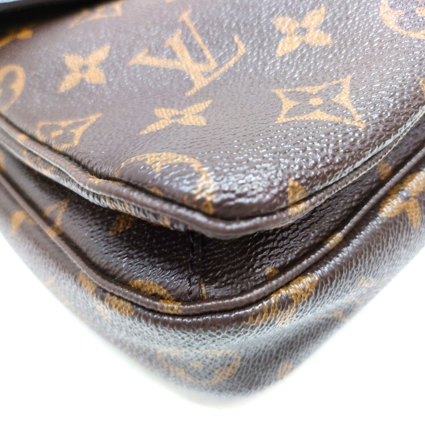 Louis Vuitton Metis Pochette