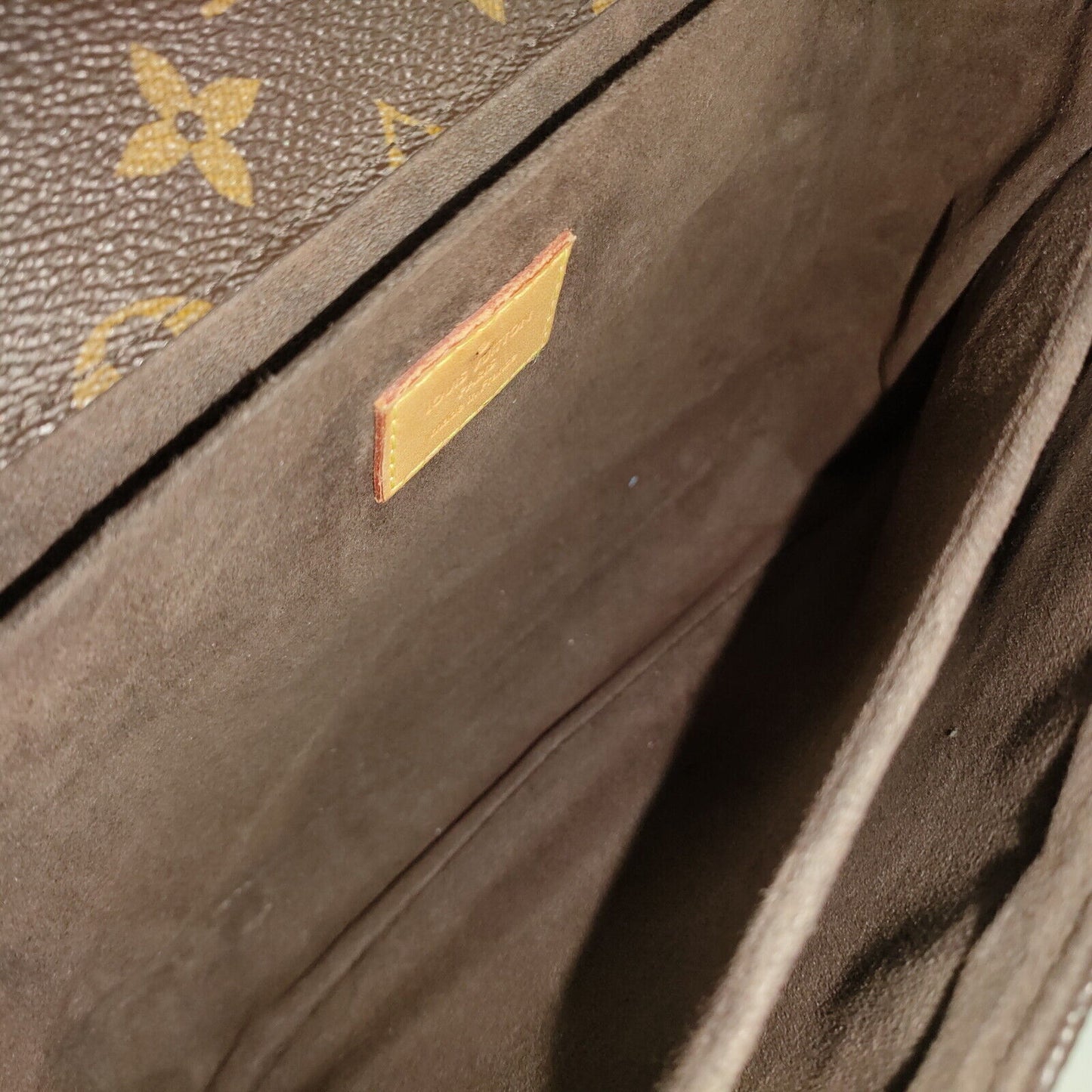 Louis Vuitton Metis Pochette