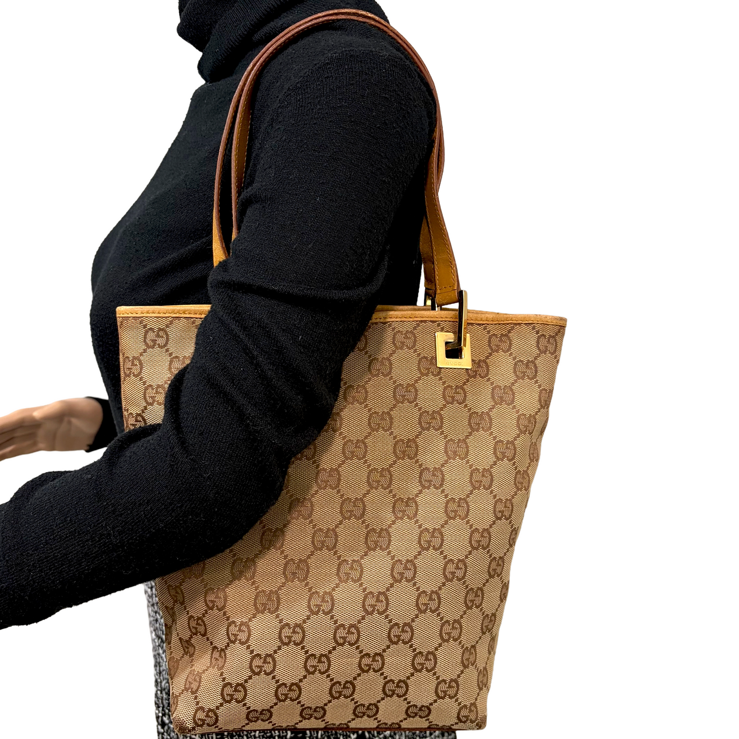 #8207 GUCCI GG Canvas Eclipse Tote