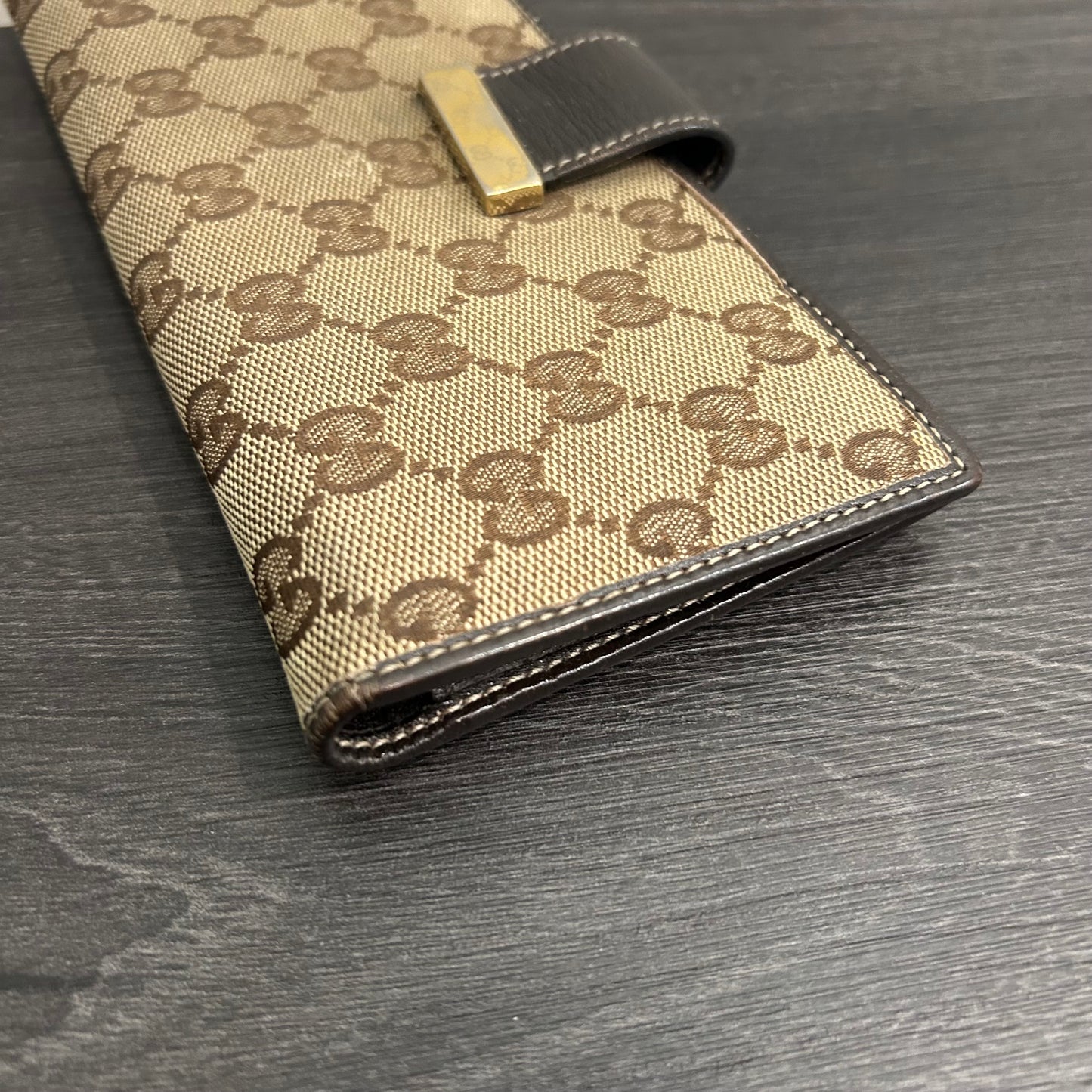 CLEARANCE #211 GUCCI Bifold Wallet