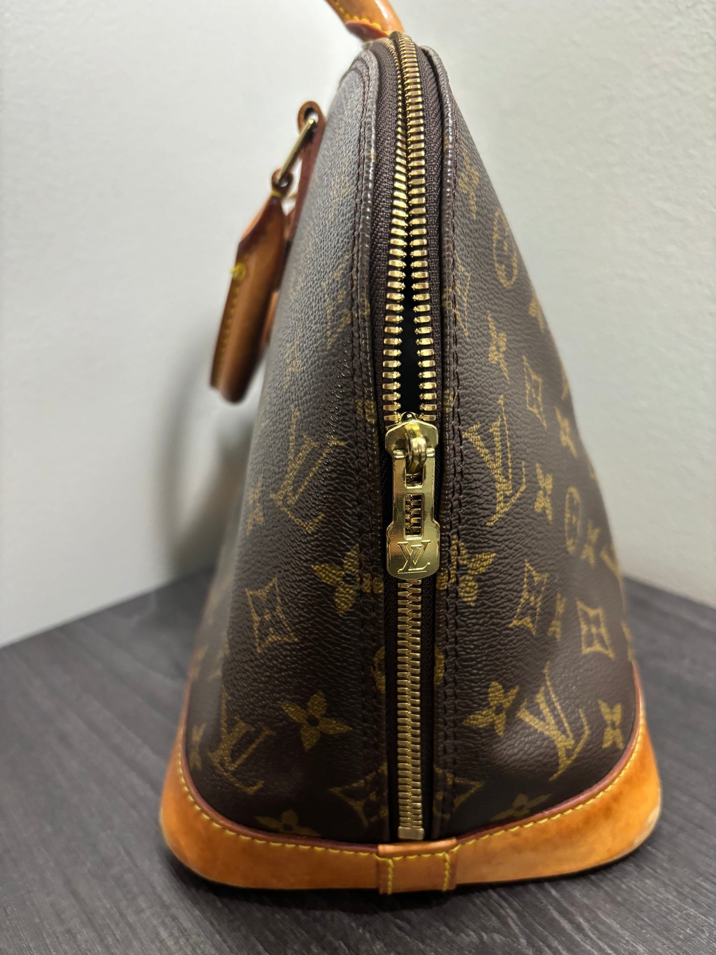 #234 LOUIS VUITTON Alma