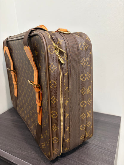 #3201 LOUIS VUITTON Monogram Satellite 53 Luggage