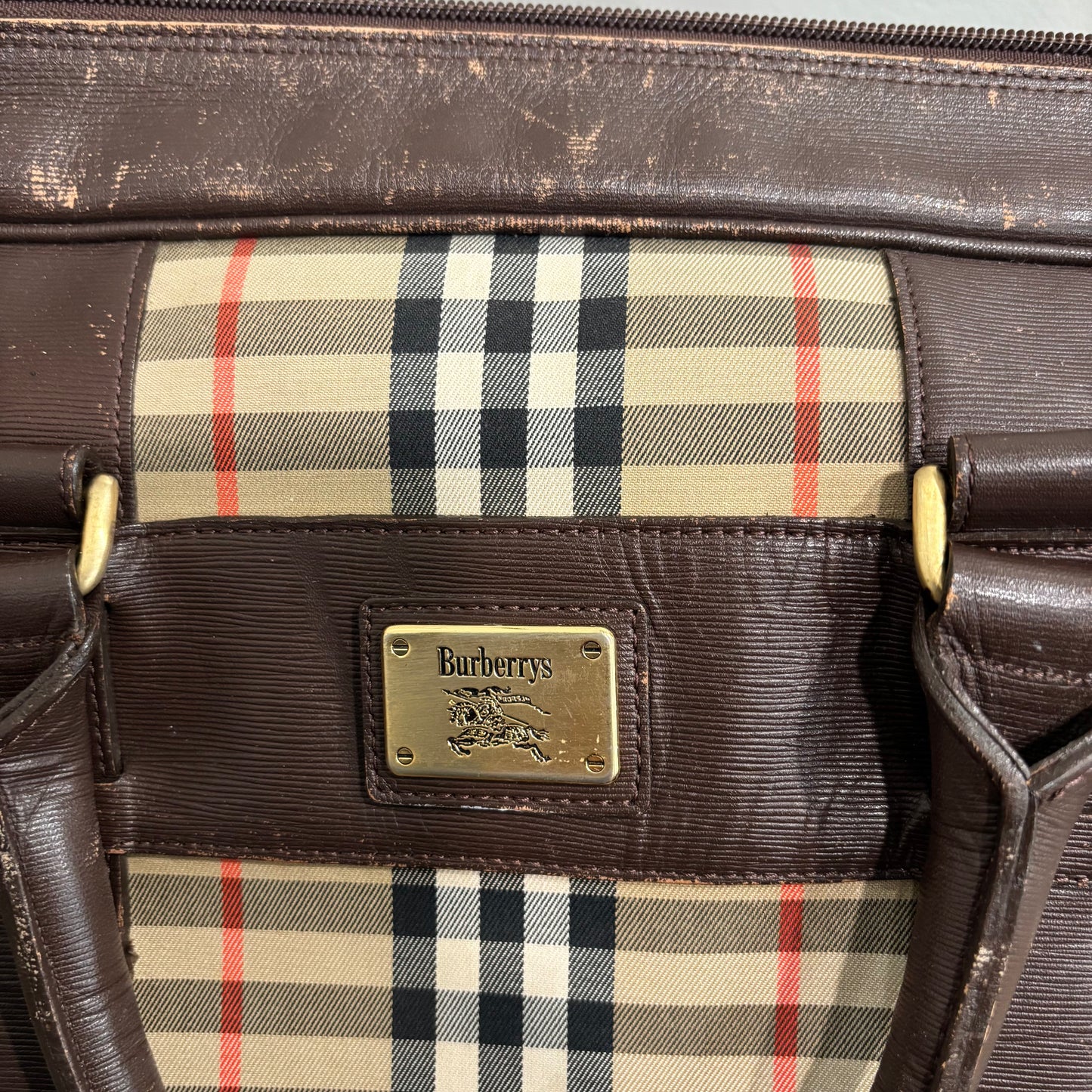 8888 BURBERRY Vintage Travel Bag