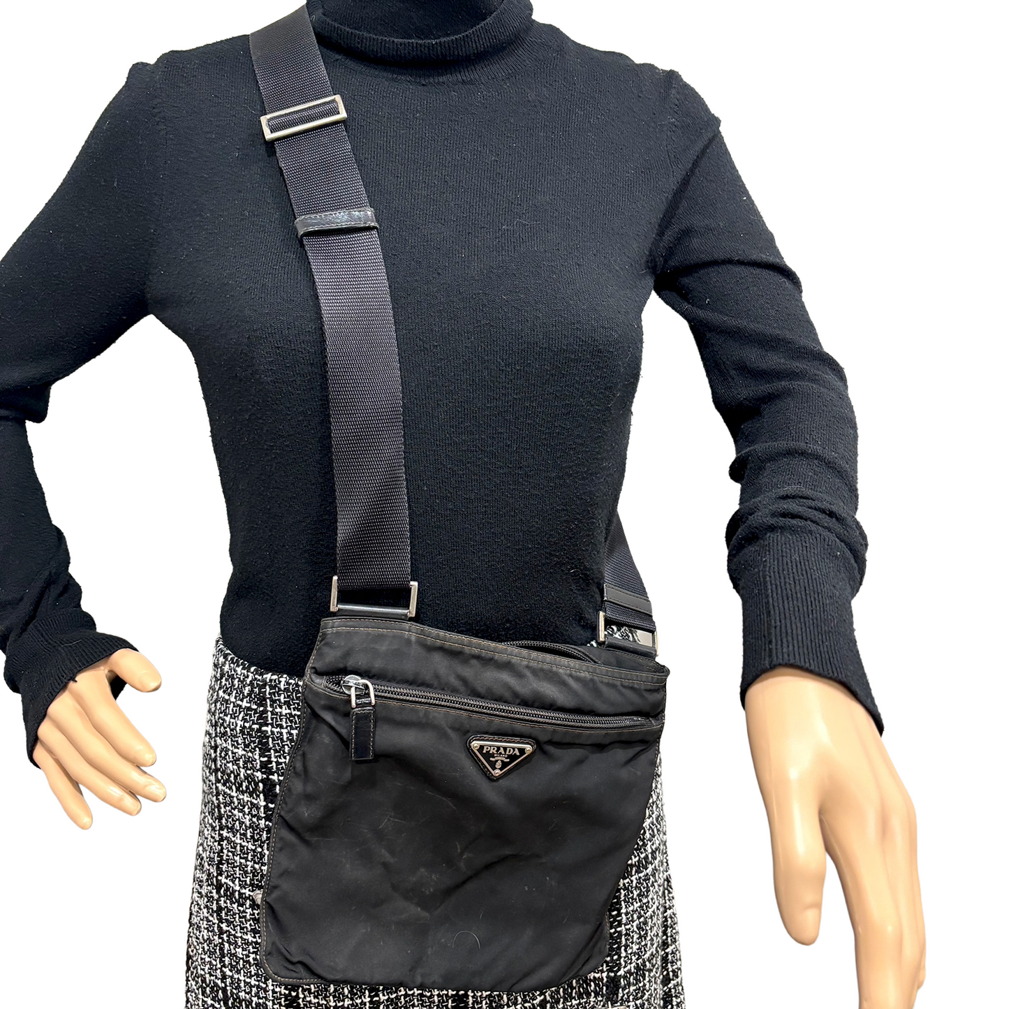 8896 PRADA Black Nylon Crossbody