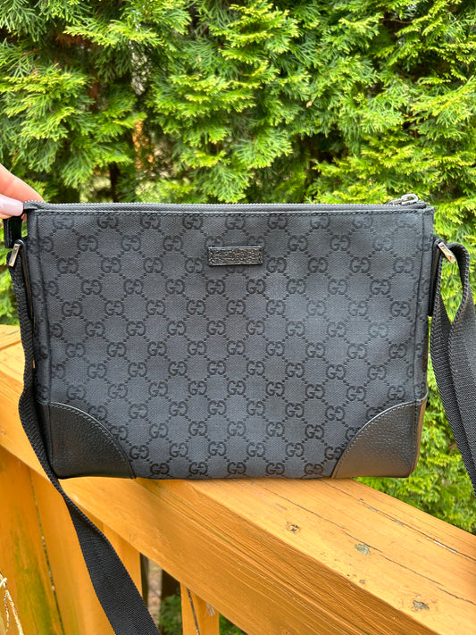 FRIDAY DEAL🔥 Gucci GG Canvas Bag *Extra 50% Off for Subscribers*
