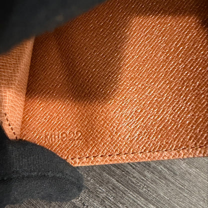 BF-01 LOUIS VUITTON Monogram Long Wallet