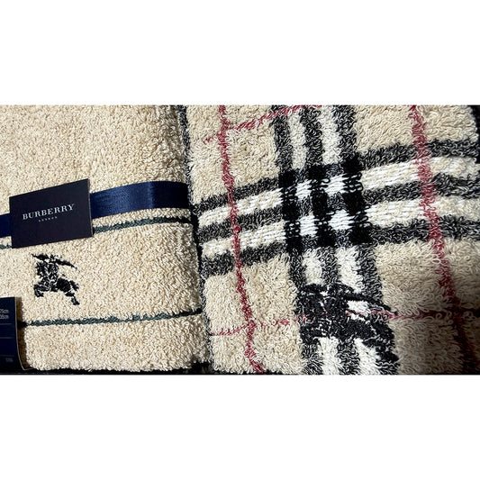 #1460 BURBERRY Set of 2 100% Cotton Bath Towels