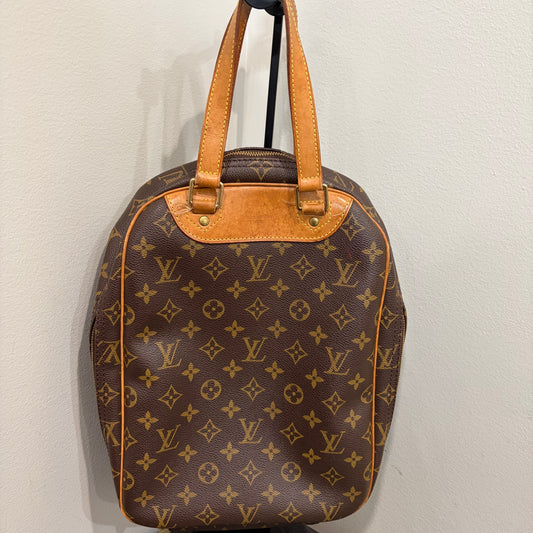 8913 LOUIS VUITTON Monogram Excursion