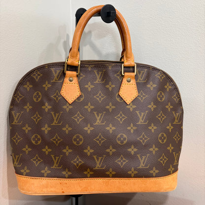 #8250 LOUIS VUITTON Alma PM