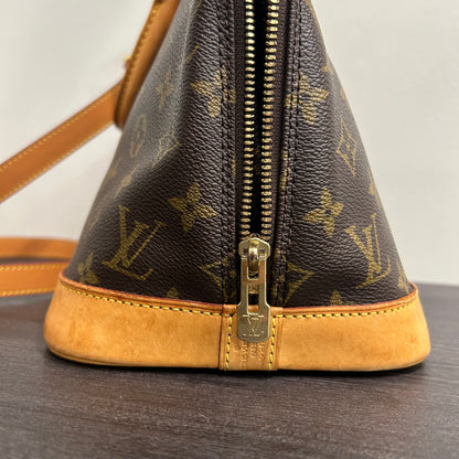 #401 LOUIS VUITTON Alma PM