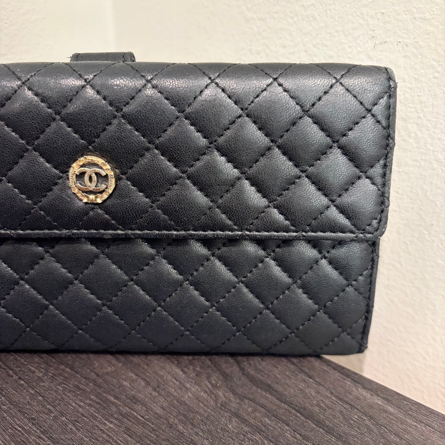#3229 CHANEL Black Micro Quilt Wallet