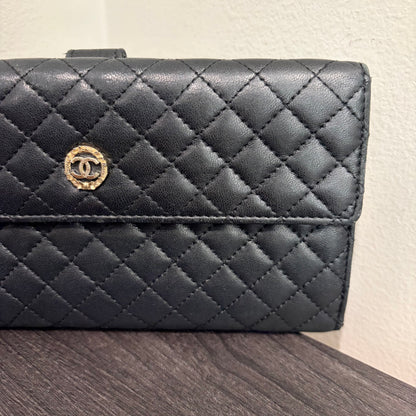 #3229 CHANEL Black Micro Quilt Wallet