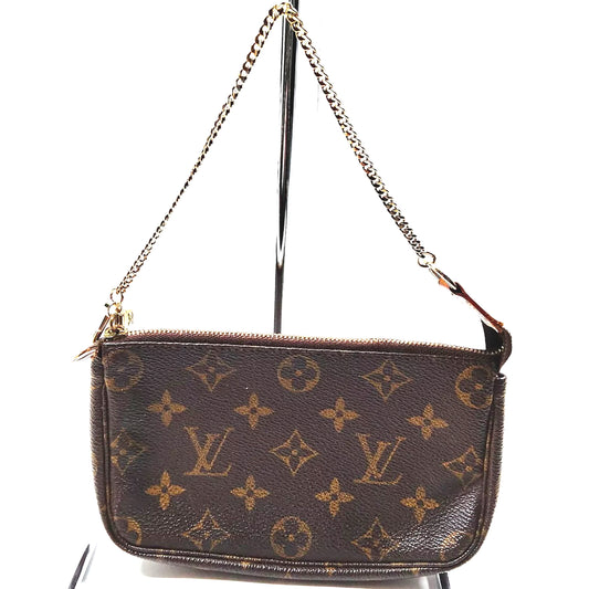 CLEARANCE Louis Vuitton Pouchette