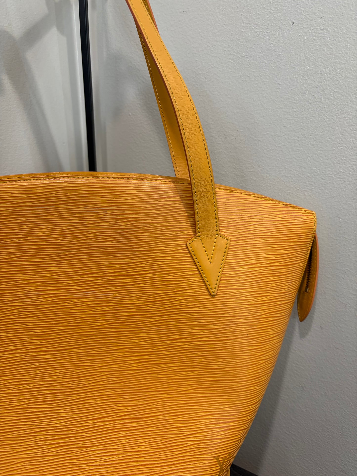 #8212 LOUIS VUITTON Yellow Epi Saint Jacques GM