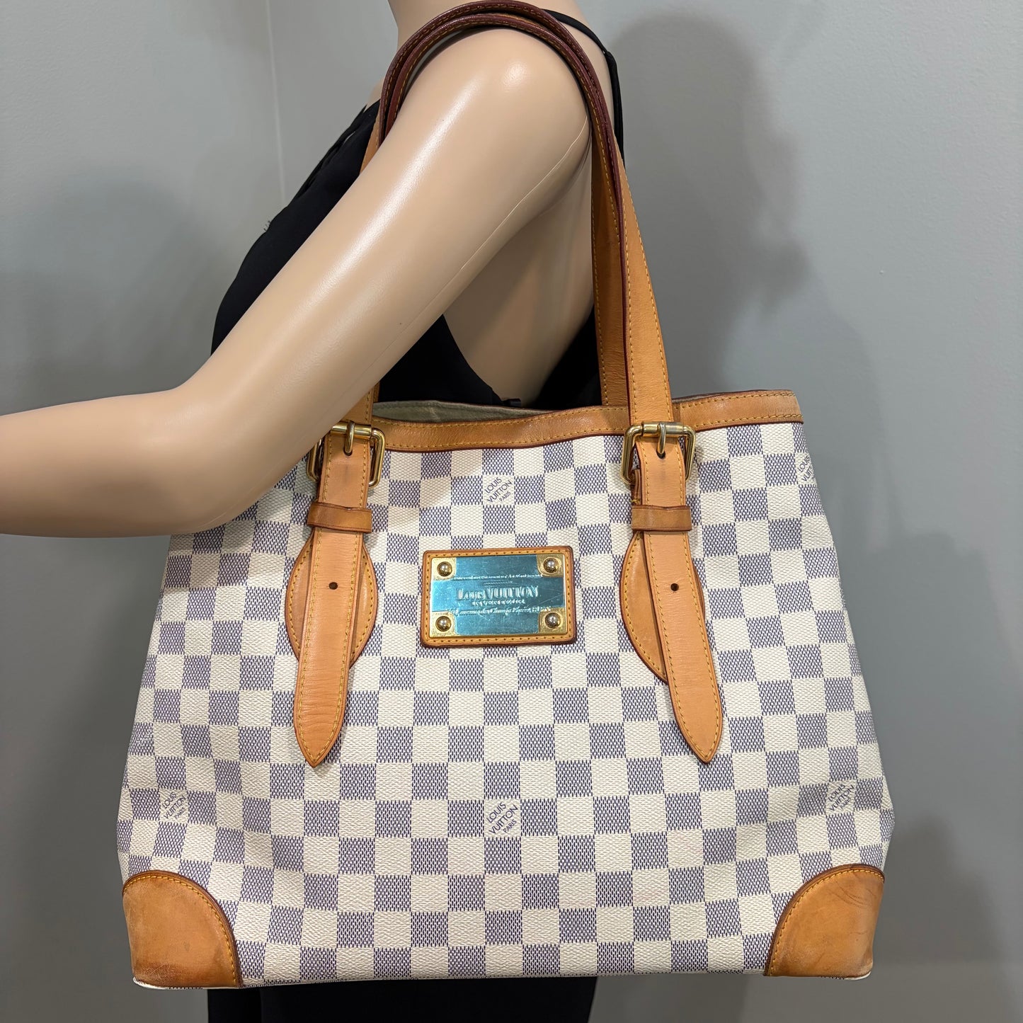 #1107 LOUIS VUITTON Damier Hampstead MM