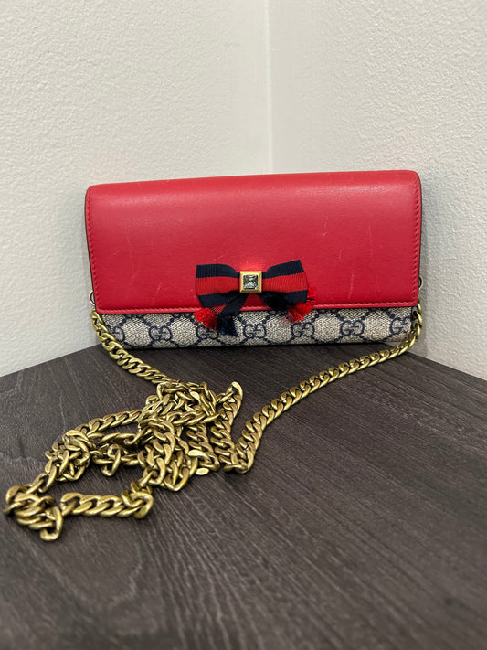 SOLD! Gucci GG Wallet on Chain