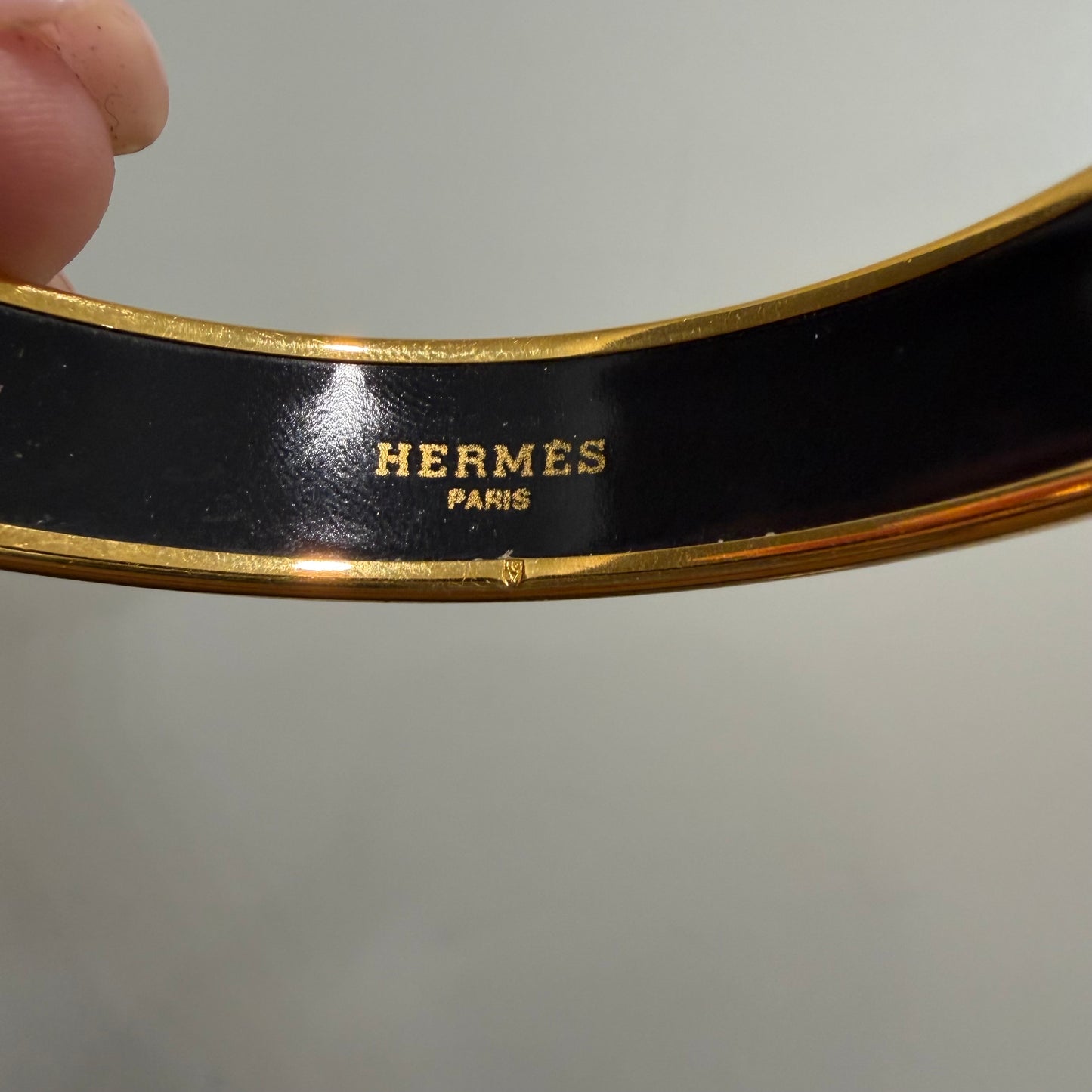 #1118 HERMES Les Leopards Wide Enamel Bangle