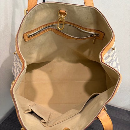 #1107 LOUIS VUITTON Damier Hampstead MM