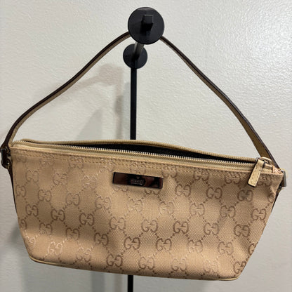 1107 GUCCI Light Brown Pochette