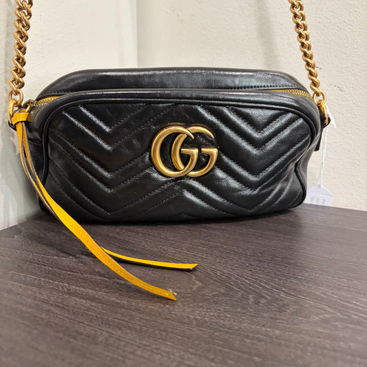 #1182 GUCCI GG Marmont Black Leather Matelassé Chevron Crossbody Bag