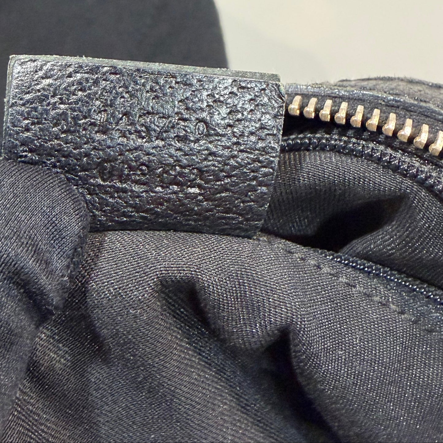 #8226 GUCCI Black GG Canvas Horsebit Bag