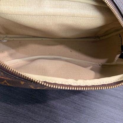 #8255 LOUIS VUITTON Reporter PM (Cig Odor)