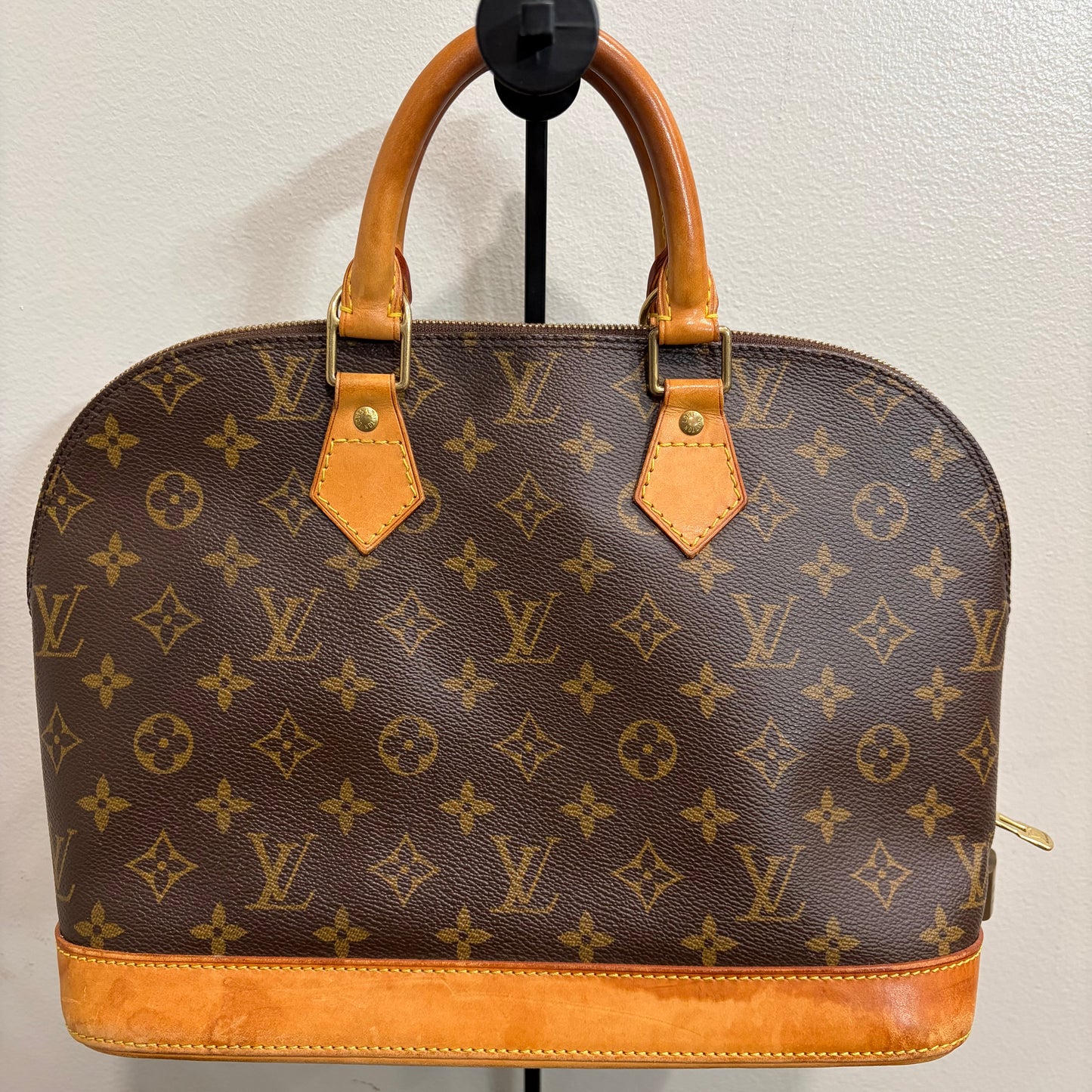 8897 LOUIS VUITTON Monogram Alma PM