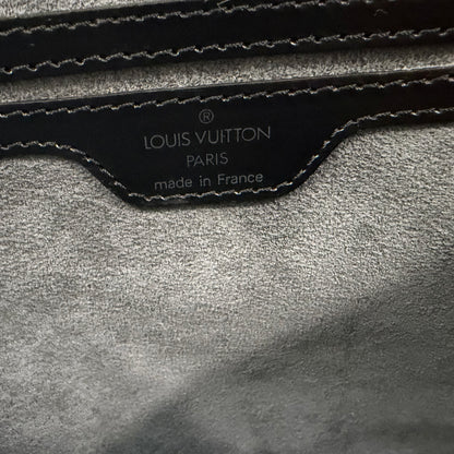 #8252 LOUIS VUITTON Black St Jacques PM