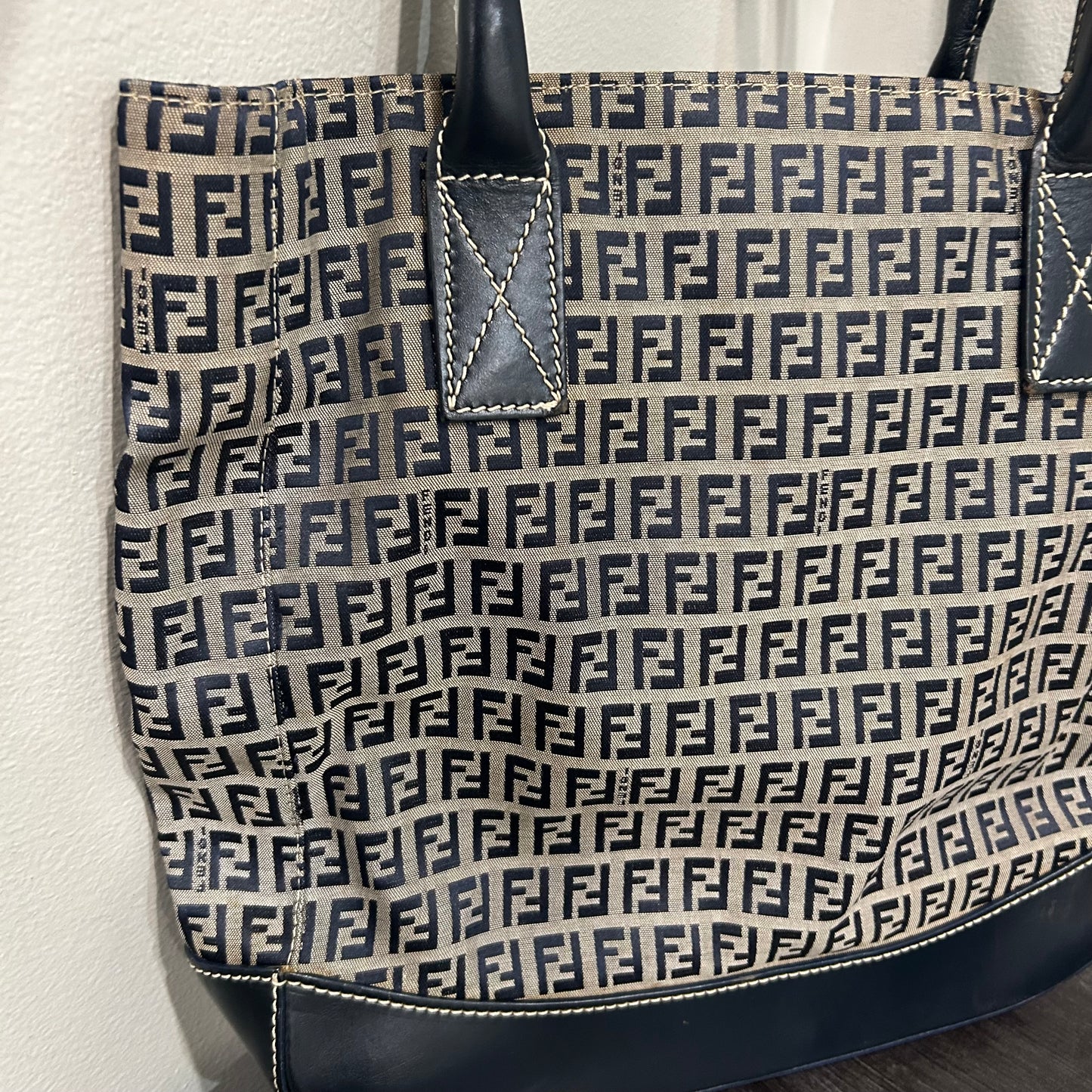 #415 FENDI Tote