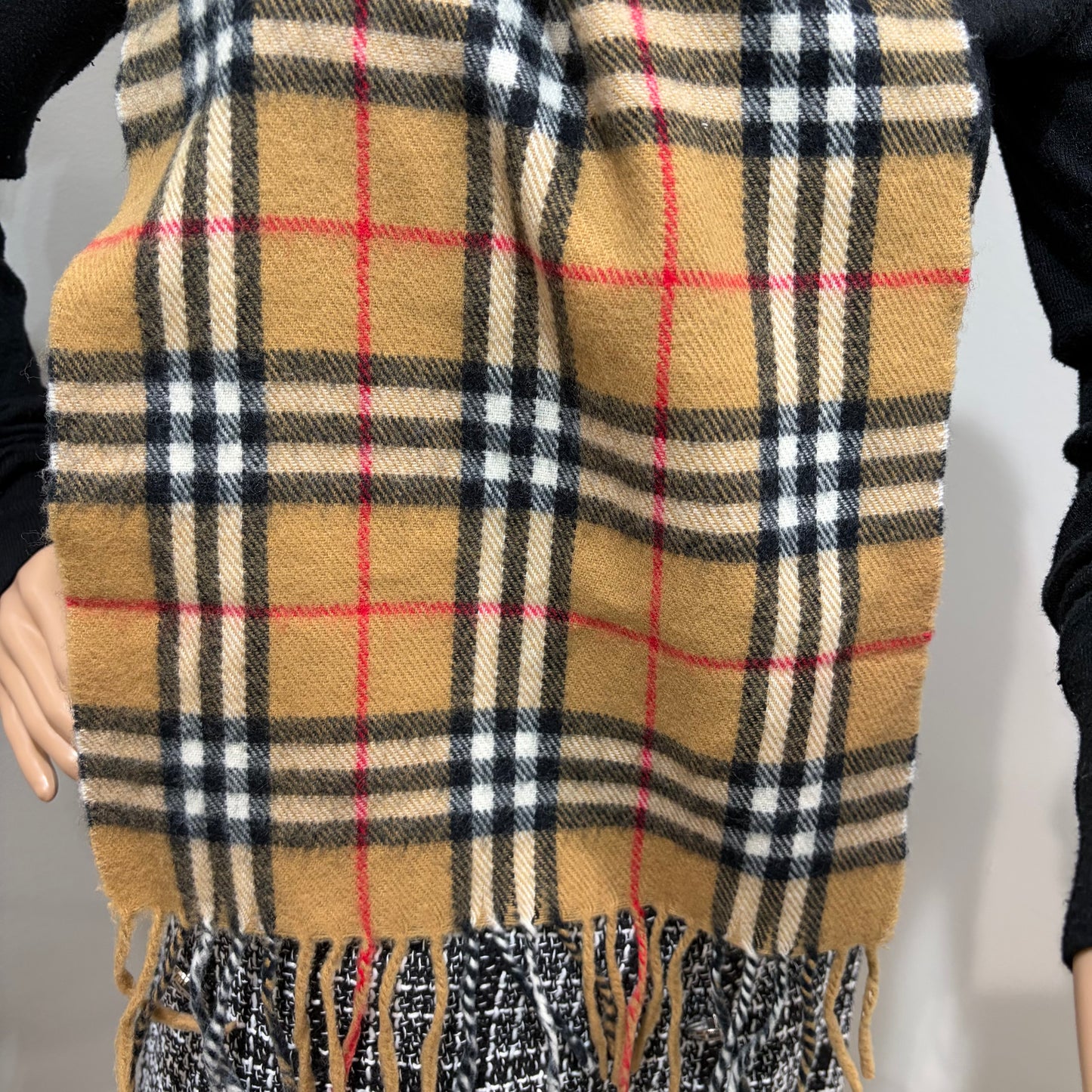 #8220 Vintage BURBERRYS Archive Beige 100% Lambswool Scarf Stole