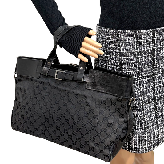 8860 GUCCI Black Canvas Handbag